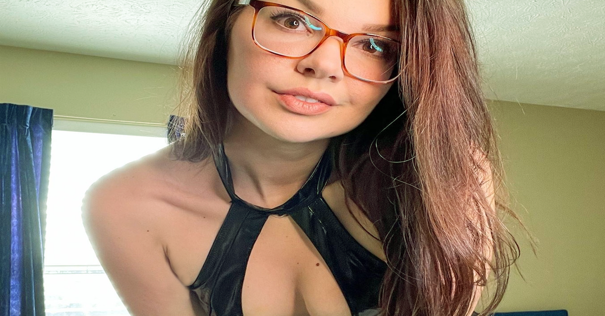 Tattoed Brunette In Glasses Taking Off Her Black Undies And Being 2